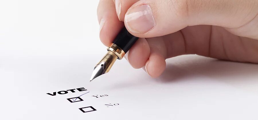 How To Improve Your Relationship With Customers As An Online Seller 3 woman hand voting yes in check-box with blue fountain pen in the air