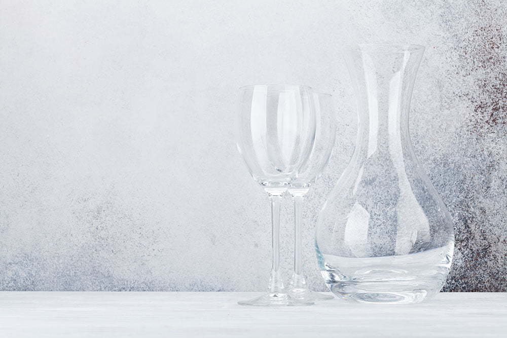 How To Photograph Detailed Glass Objects 2 wine glasses and decanter